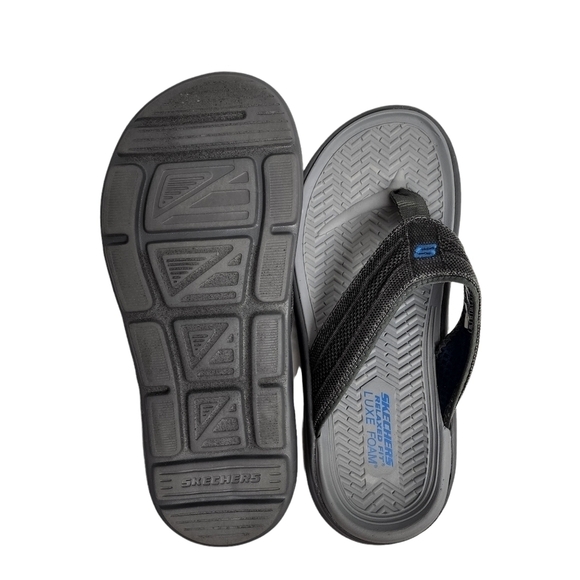 SKECHERS RELAXED FIT LUXE FOAM  THONG SANDAL - Picture 7 of 9